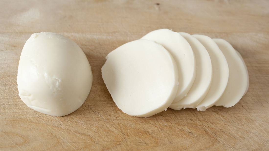 Cheese Cutter Mozzarella